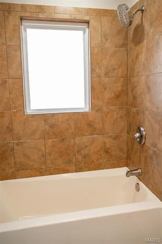 $184,900 | 210 Plum Street, St. Elizabeth, MO 65075