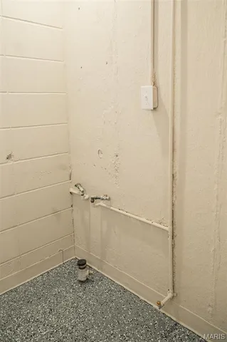 $184,900 | 210 Plum Street, St. Elizabeth, MO 65075