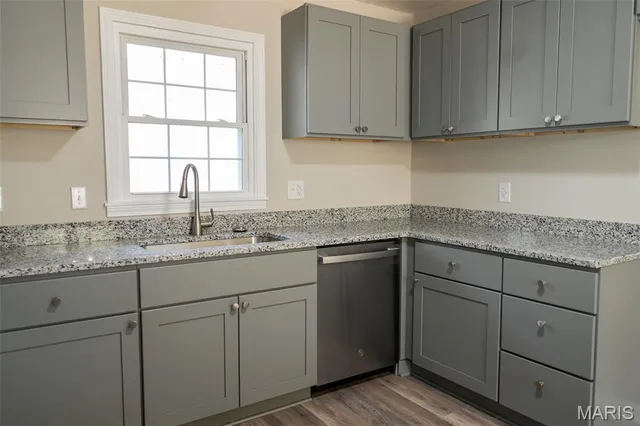 $184,900 | 210 Plum Street, St. Elizabeth, MO 65075