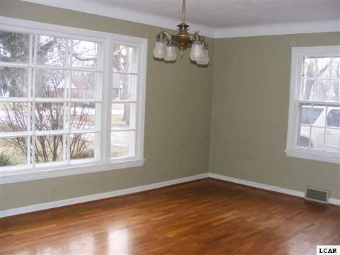2386 Airport Road Adrian, MI 49221 - Photo 5 of 10 20024254-4.JPG