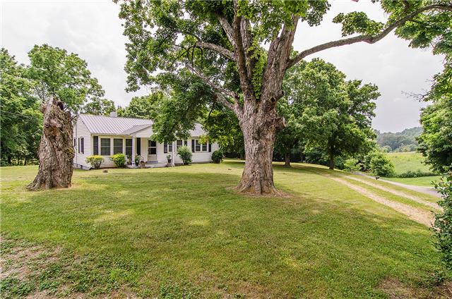 Picturesque country house positioned nicely on property. Property is in the Greenbelt. 