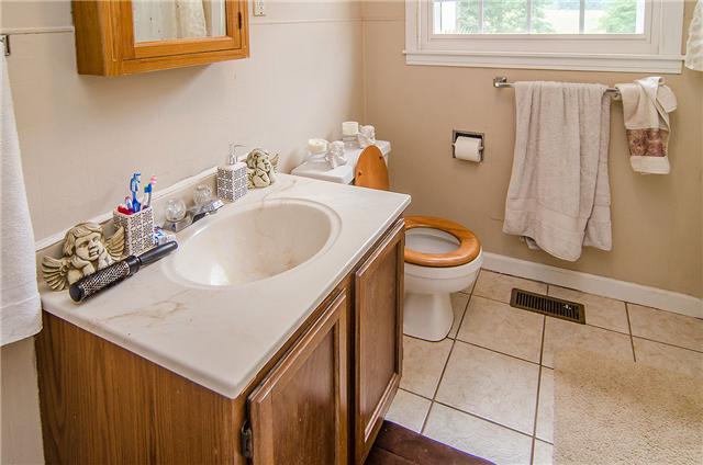 3463 Catholic Church Road Cedar Hill, TN 37032 - Photo 17 of 19 Tiled full bath