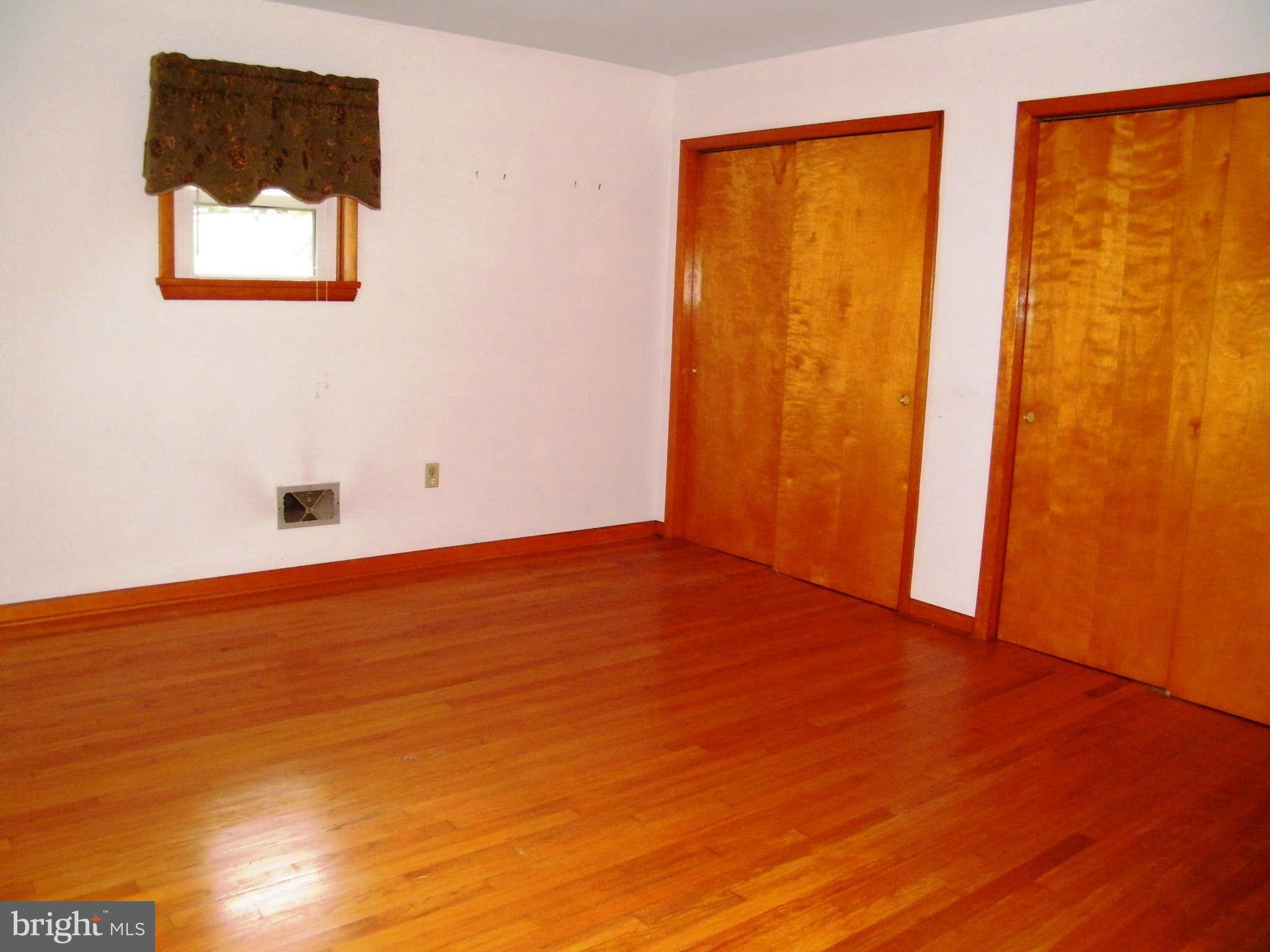 2302 Cape Horn Road Hampstead, MD 21074 - Photo 21 of 29 Bedroom