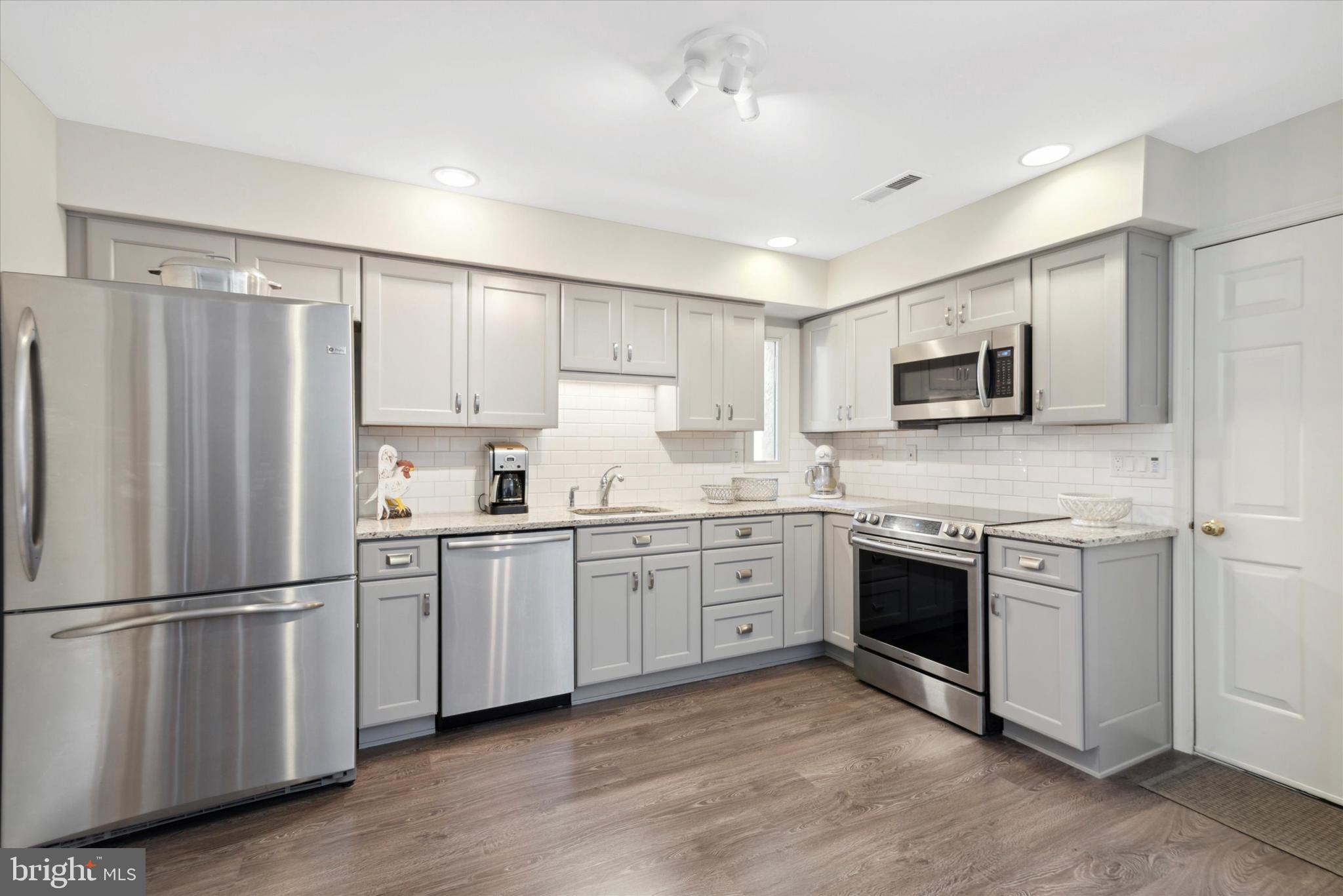 44 Highgate Lane Blue Bell, PA 19422 - Photo 10 of 25