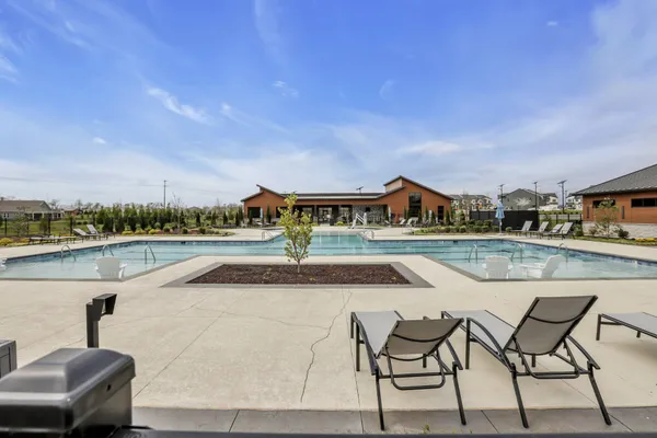 $296,500 | 1016 Riverbrook Drive, Gallatin, TN 37066