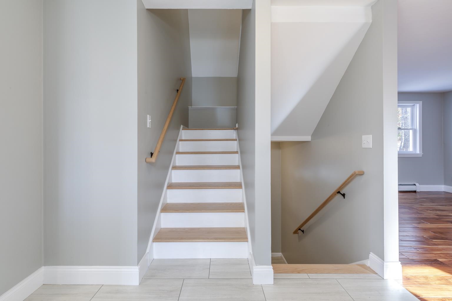 7 Stone Post Circle Raymond, NH 03077 - Photo 4 of 40