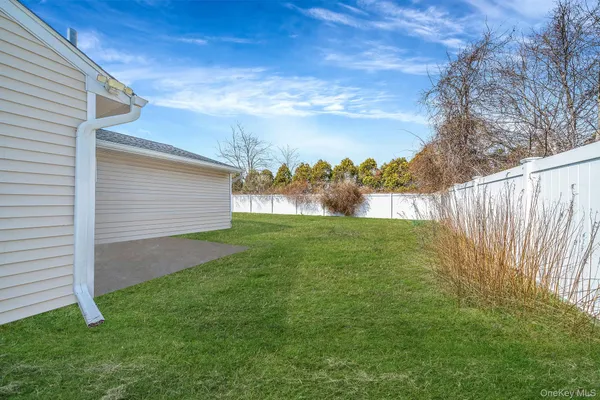 $549,999 | 53 Spruce Street, Central Islip, NY 11722