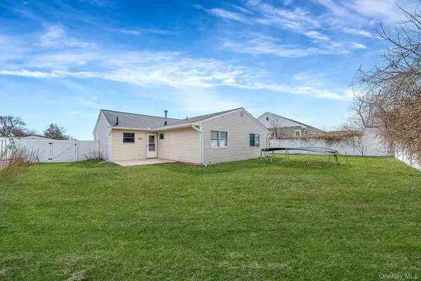 $549,999 | 53 Spruce Street, Central Islip, NY 11722