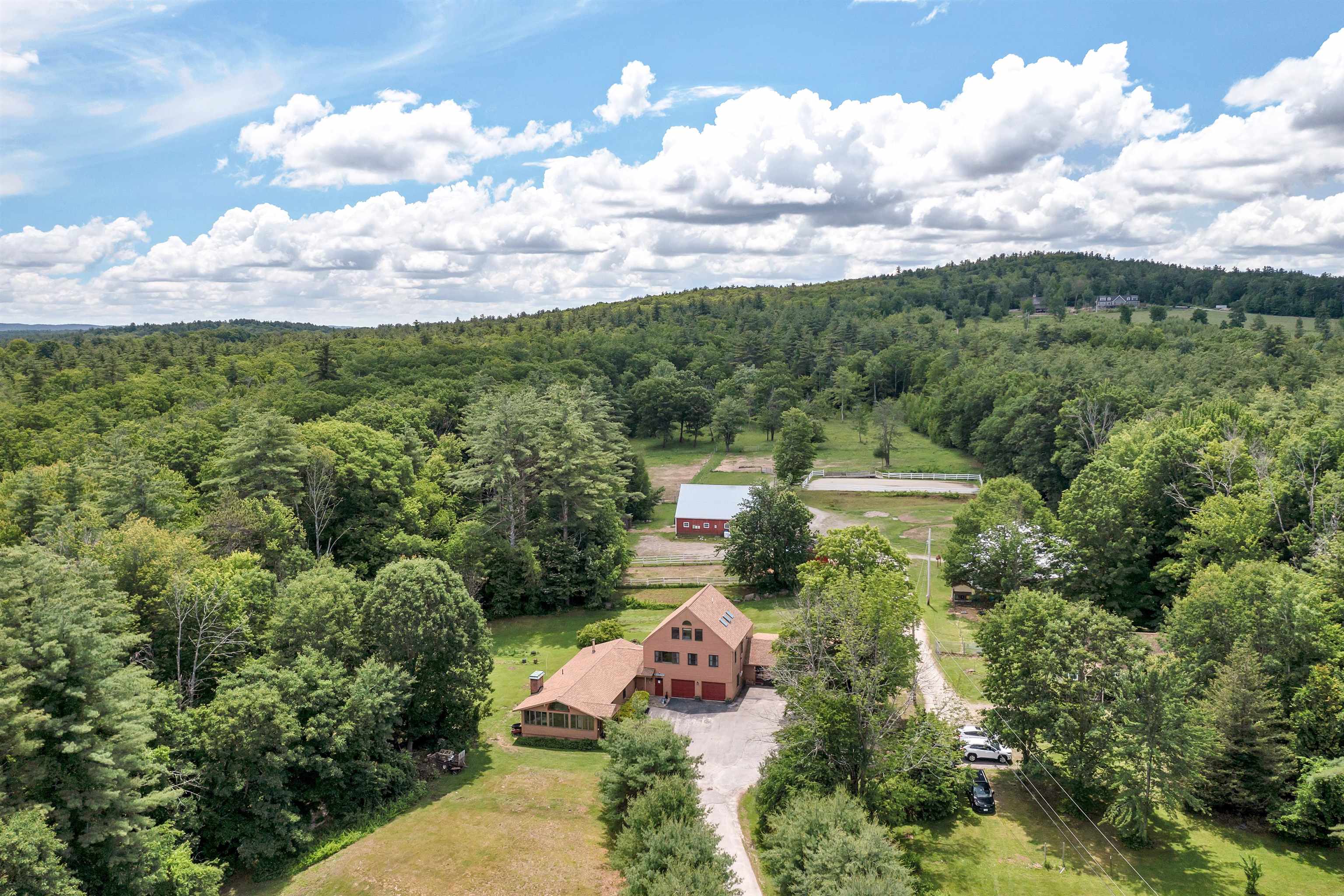 334 College Hill Road Hopkinton, NH 03229 - Photo 13 of 40