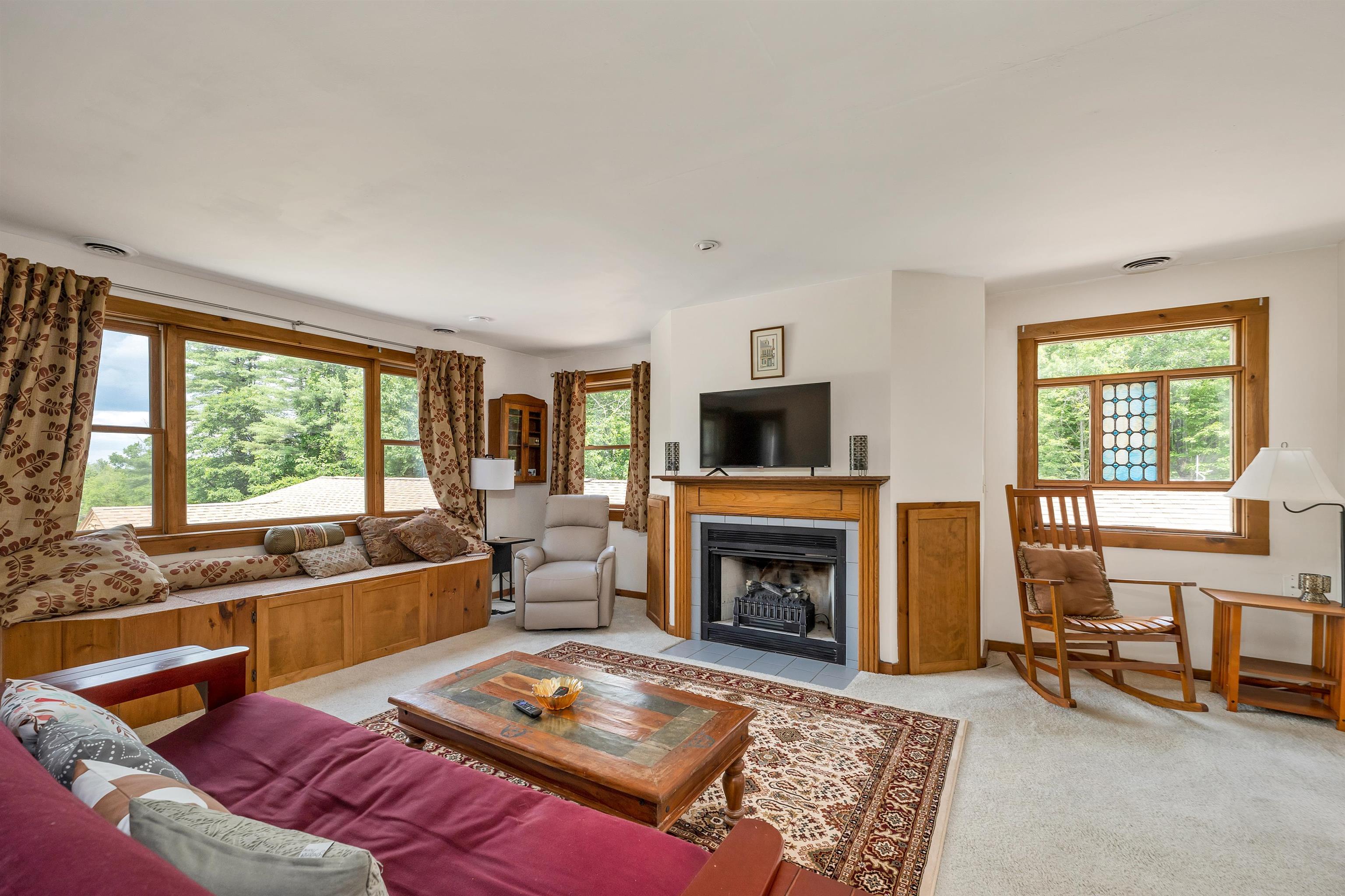 334 College Hill Road Hopkinton, NH 03229 - Photo 14 of 40