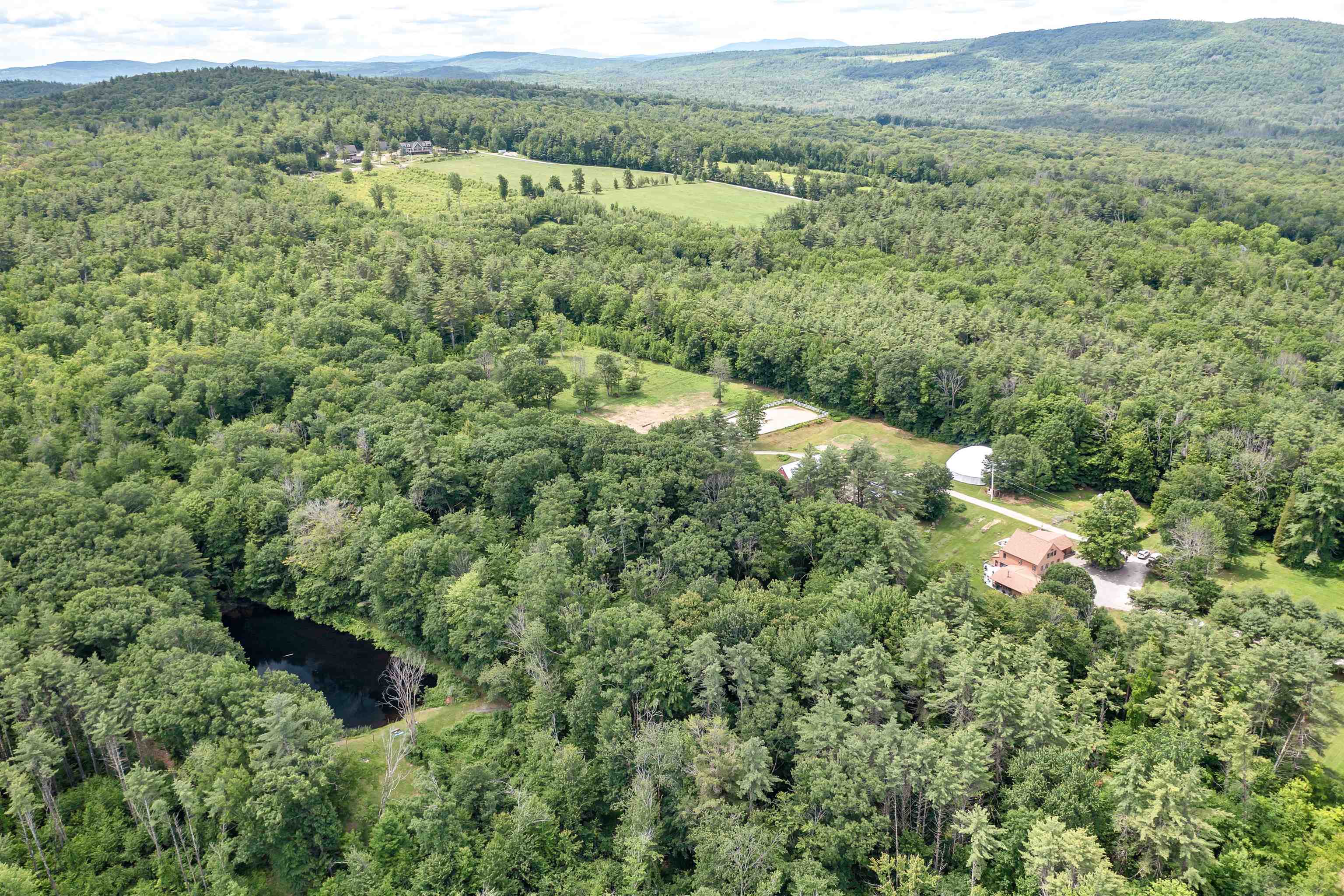334 College Hill Road Hopkinton, NH 03229 - Photo 2 of 40