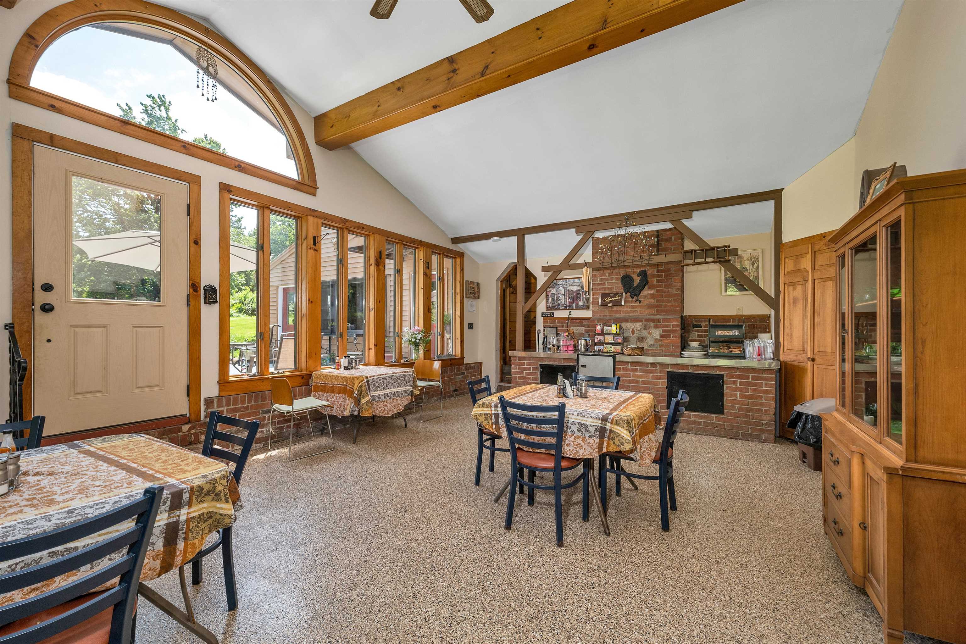 334 College Hill Road Hopkinton, NH 03229 - Photo 6 of 40