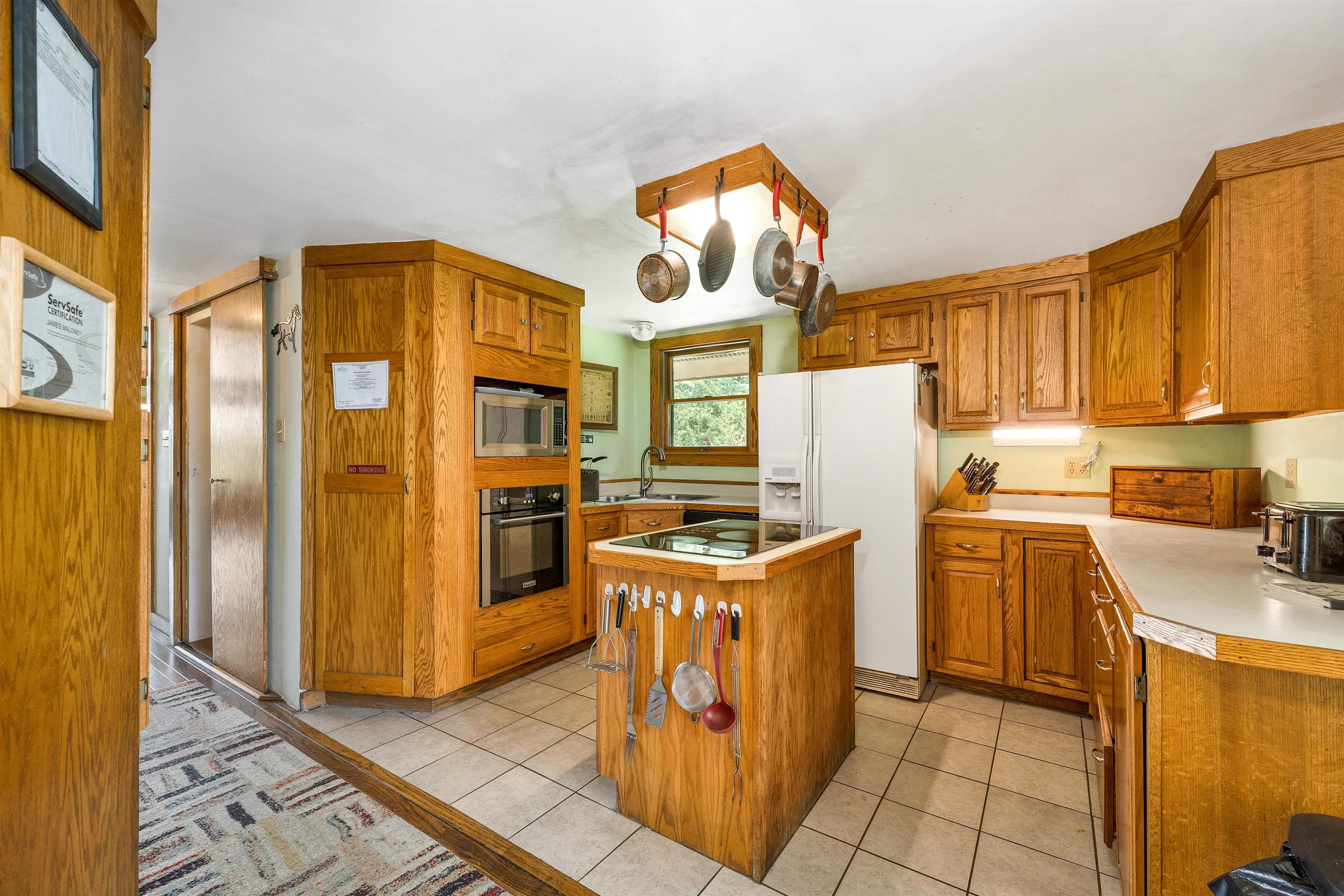 334 College Hill Road Hopkinton, NH 03229 - Photo 8 of 40