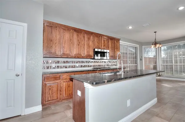 $599,900 | 6212 Meadowcrest Lane, Sachse, TX 75048