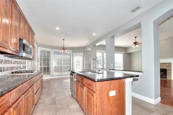 $599,900 | 6212 Meadowcrest Lane, Sachse, TX 75048