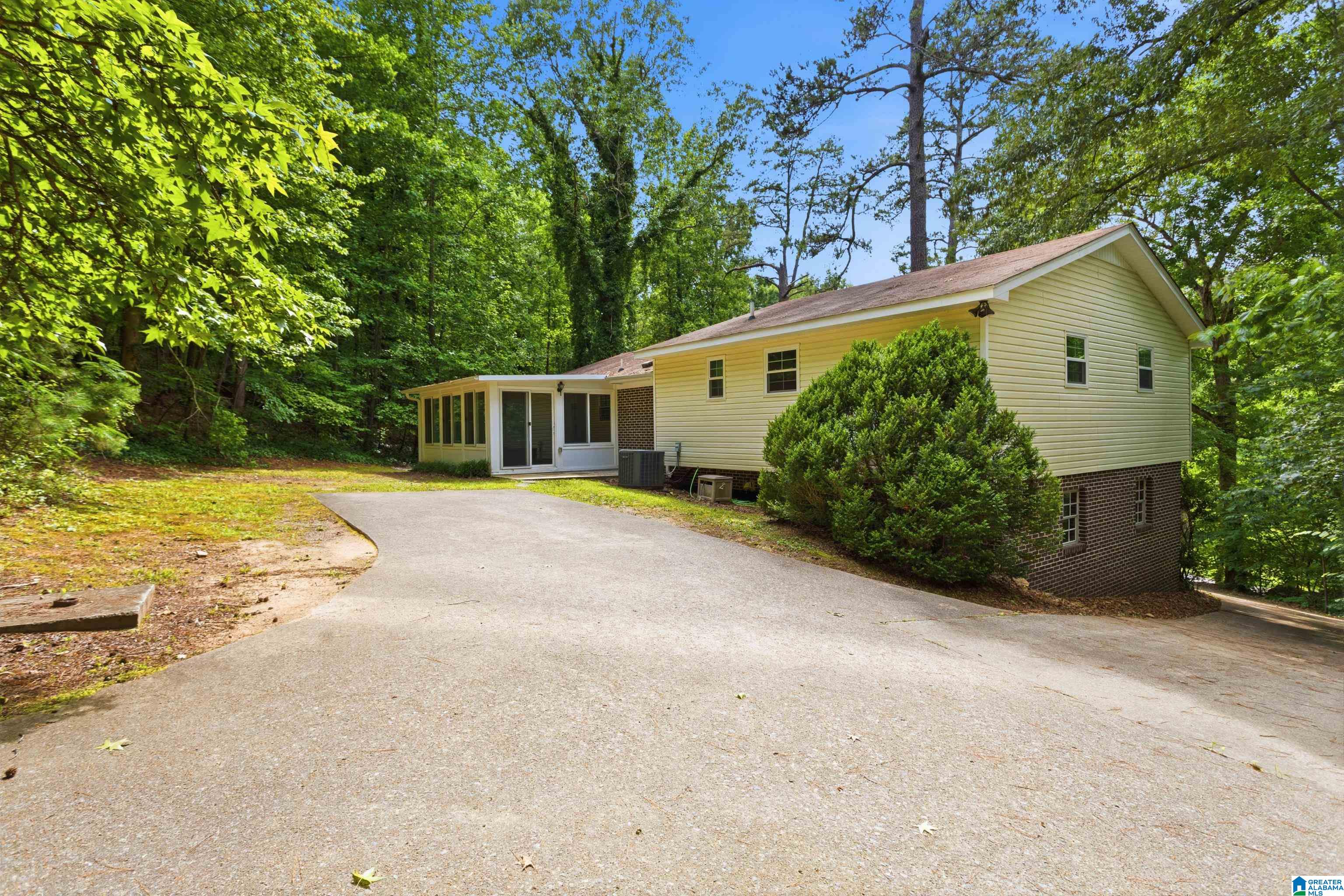 215 Oak Ridge Drive Oneonta, AL 35121 - Photo 32 of 36