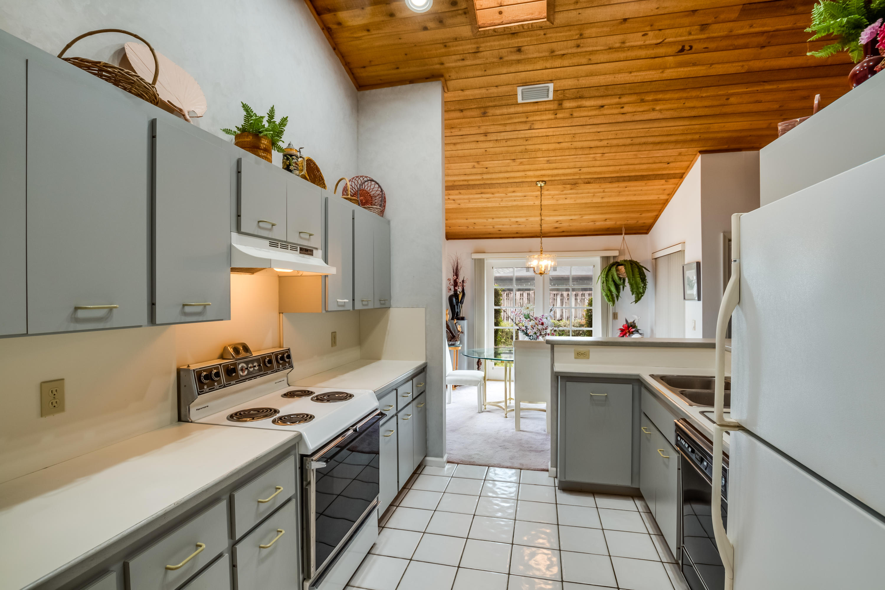 12615 Timber Ridge Circle Wellington, FL 33414 - Photo 8 of 28 Kitchen
