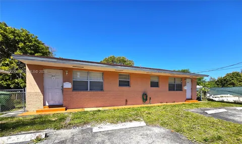 a front view of house with yard