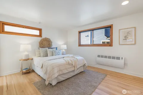 $1,900,000 | 3110 Portage Bay Place East, Unit C, Seattle, WA 98102