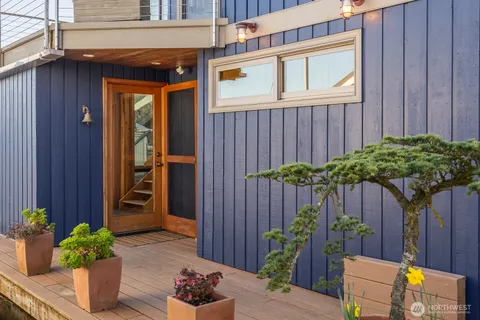 $1,900,000 | 3110 Portage Bay Place East, Unit C, Seattle, WA 98102