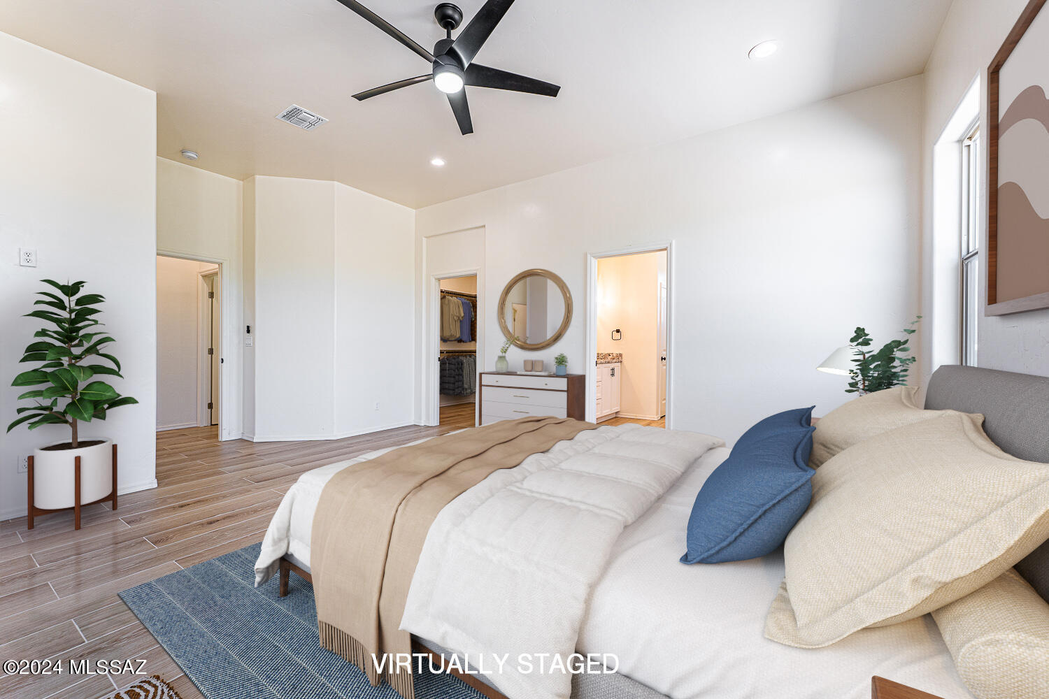 73 Avenida De Las Naciones Rio Rico, AZ 85648 - Photo 20 of 48 _MAIN SUITE_ENTRY 2