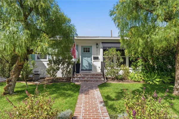 $985,000 | 5857 East Mezzanine Way, Long Beach, CA 90808