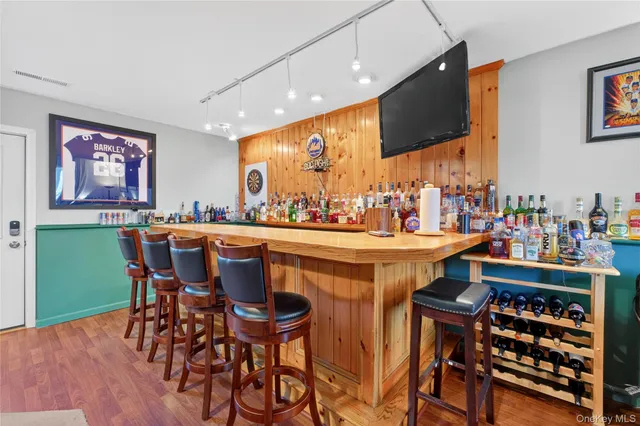 $849,999 | 387 Cornwall Hill Road, Patterson, NY 12563