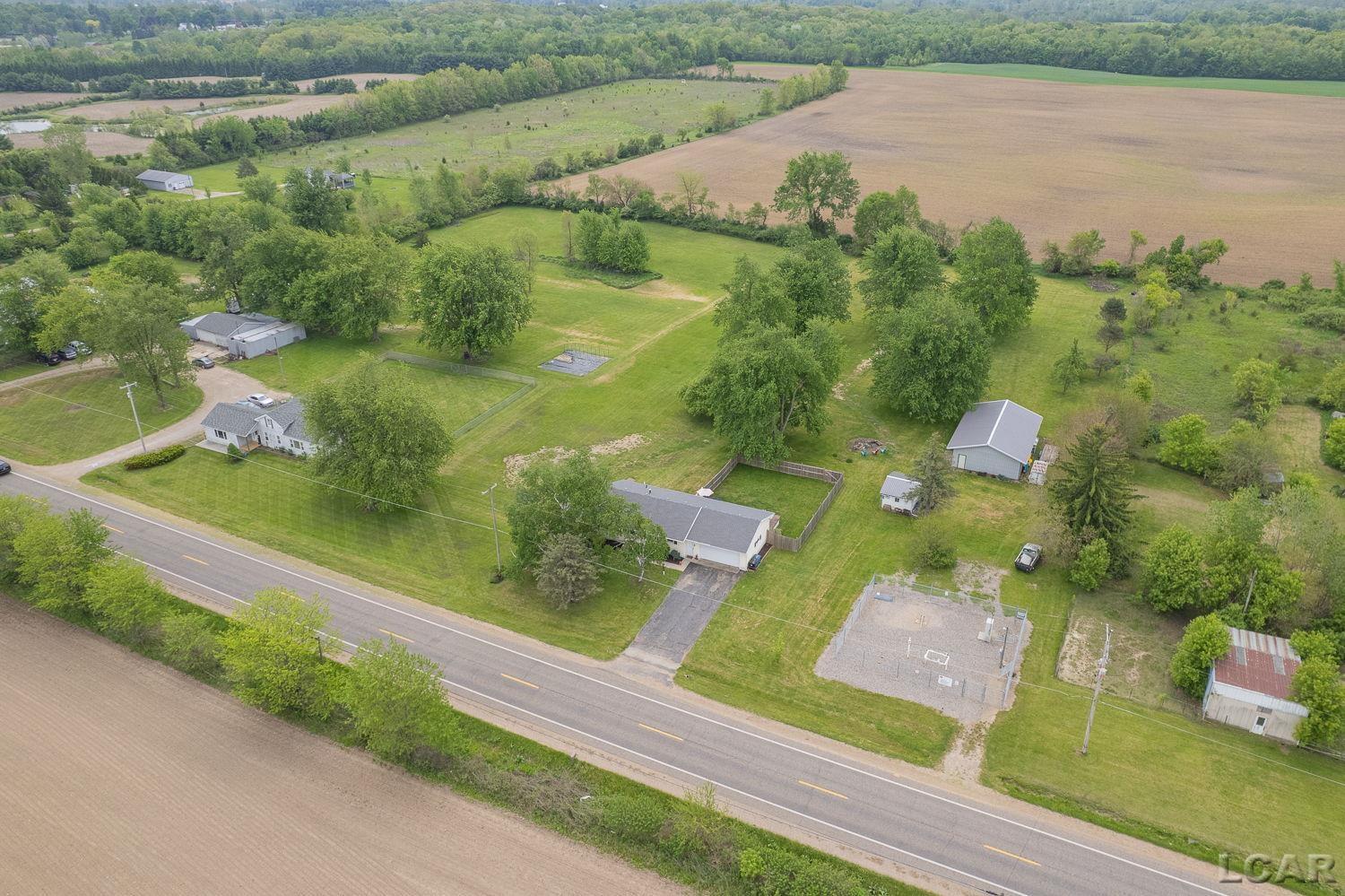 14311 Hudson Road Hudson, MI 49247 - Photo 39 of 42 50208414-abec4910-500d-4e63-9795-888421ddcee1.JPG