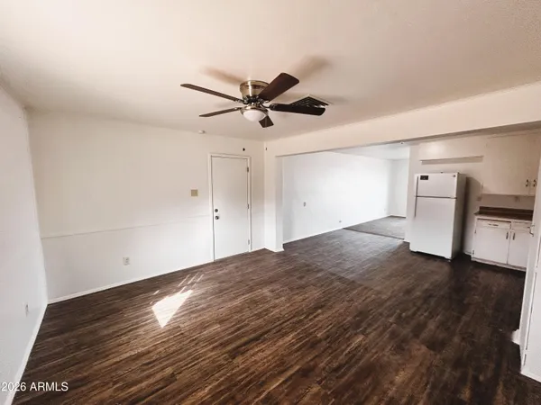 $1,695 | 219 West Kinderman Drive, Avondale, AZ 85323