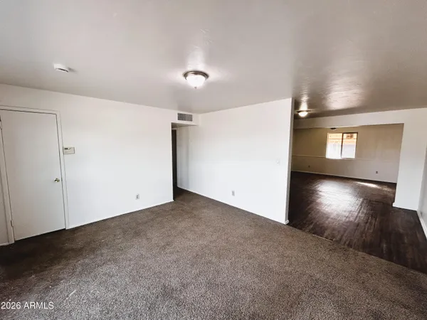 $1,695 | 219 West Kinderman Drive, Avondale, AZ 85323