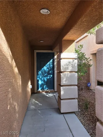 $1,900 | 8058 Torremolinos Avenue, Las Vegas, NV 89178