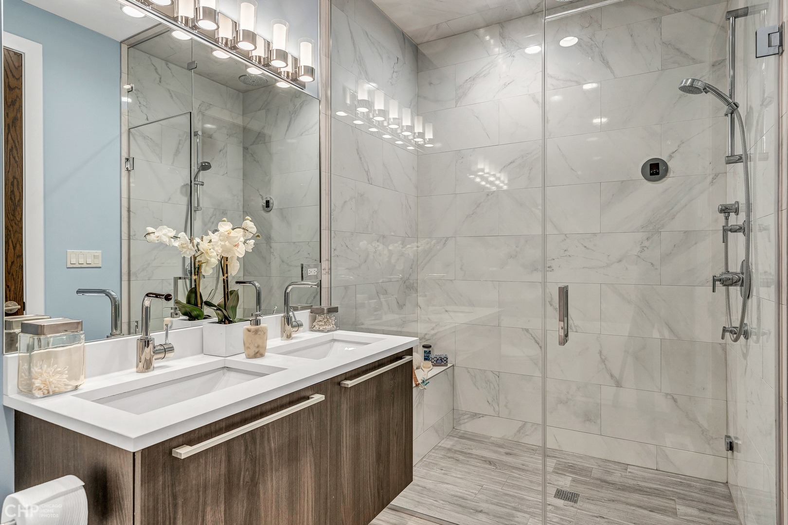 2030 West Rice Street, Unit 2 Chicago, IL 60622 - Photo 19 of 31 a bathroom with a sink shower and a mirror