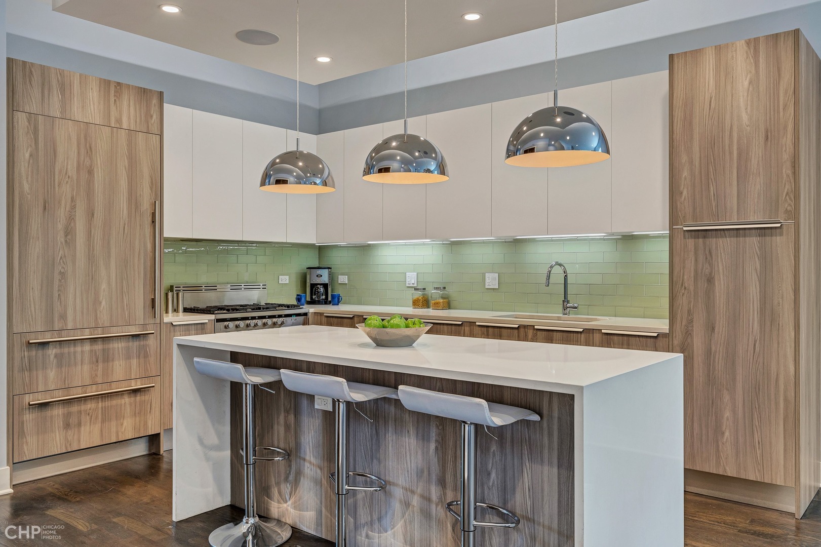 2030 West Rice Street, Unit 2 Chicago, IL 60622 - Photo 10 of 31 a kitchen with a stove a refrigerator and a sink