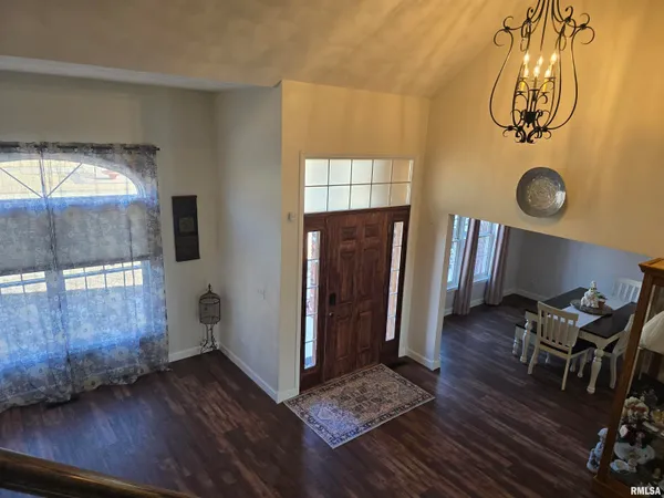 $389,900 | 1501 Gingoteague Way, Pekin, IL 61554