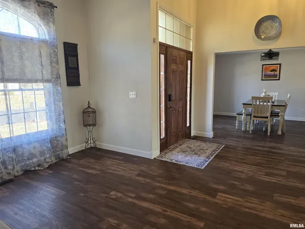 $389,900 | 1501 Gingoteague Way, Pekin, IL 61554