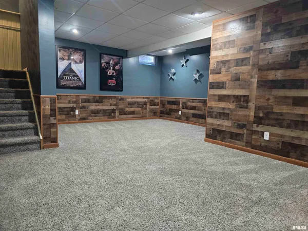 $389,900 | 1501 Gingoteague Way, Pekin, IL 61554