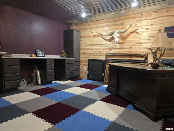 $389,900 | 1501 Gingoteague Way, Pekin, IL 61554