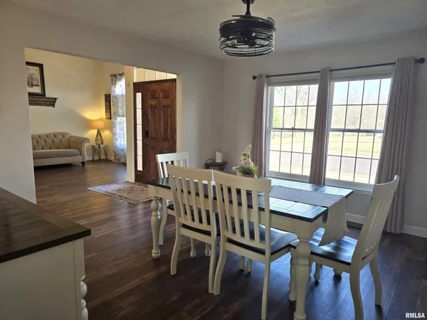 $389,900 | 1501 Gingoteague Way, Pekin, IL 61554