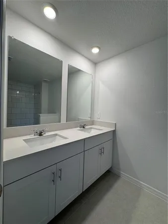 $2,150 | 10911 65th Terrace East, Palmetto, FL 34221