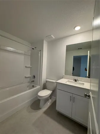 $2,150 | 10911 65th Terrace East, Palmetto, FL 34221