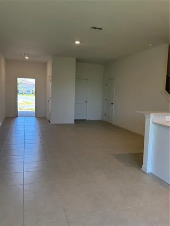 $2,150 | 10911 65th Terrace East, Palmetto, FL 34221