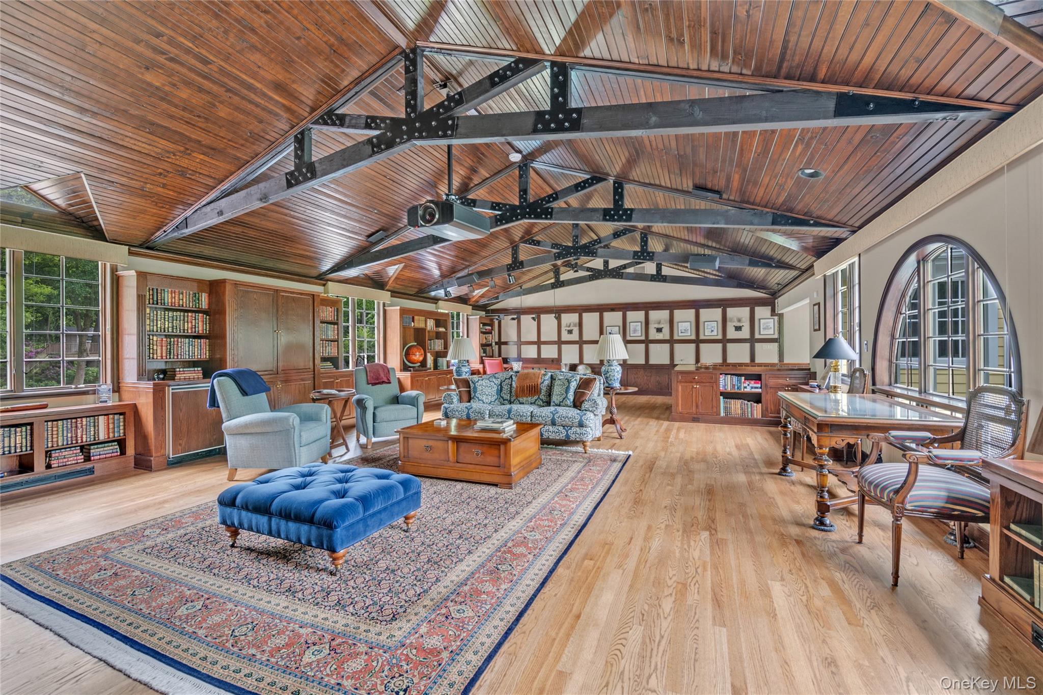 58 Cornwells Beach Road Sands Point, NY 11050 - Photo 17 of 33 Gallery Image 17