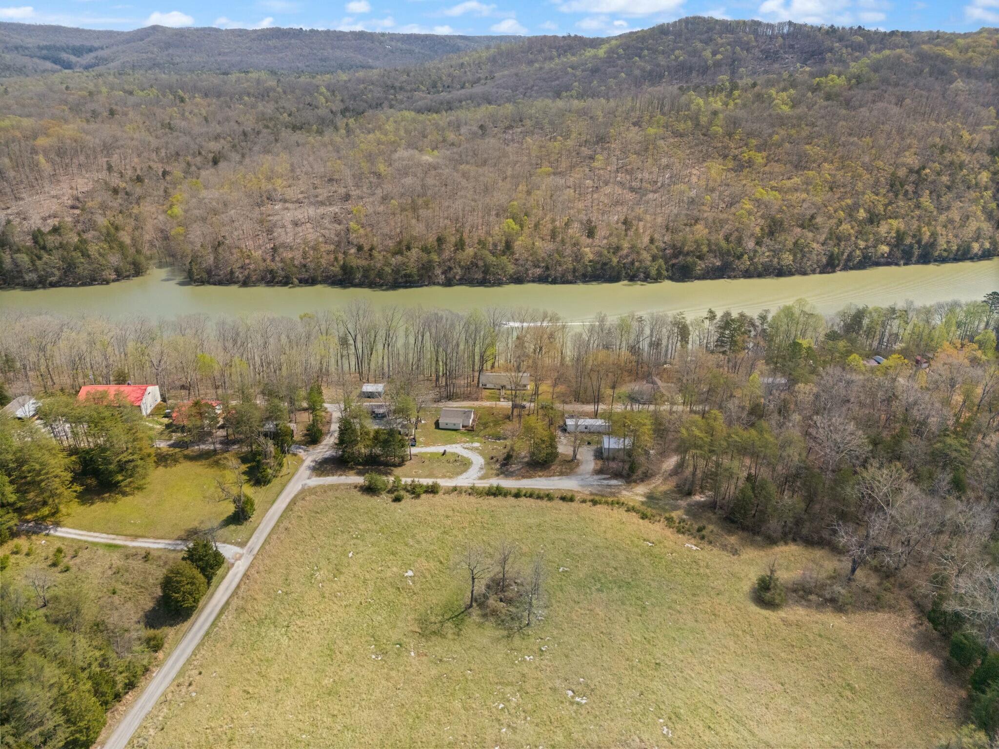394 Hollars Cemetery Road Bronston, KY 42518 - Photo 62 of 71 tempImagesw6NN4
