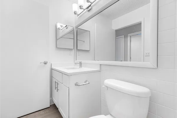 $2,221 | 17900 Northeast 31st Court, Unit 3334, Aventura, FL 33160