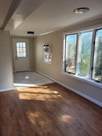 $1,700 | 114 Gorham Street, Unit 2, Chelmsford, MA 01824
