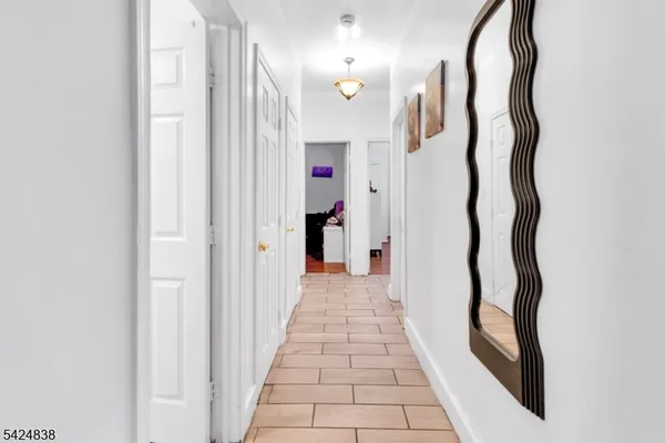 $2,500 | 25 Oak Street, Unit 3, Paterson, NJ 07501