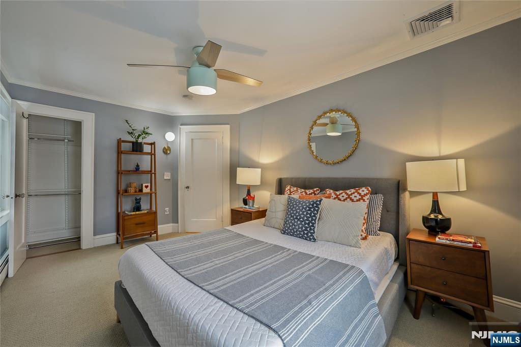 17 Collinwood Road Maplewood, NJ 07040 - Photo 25 of 37