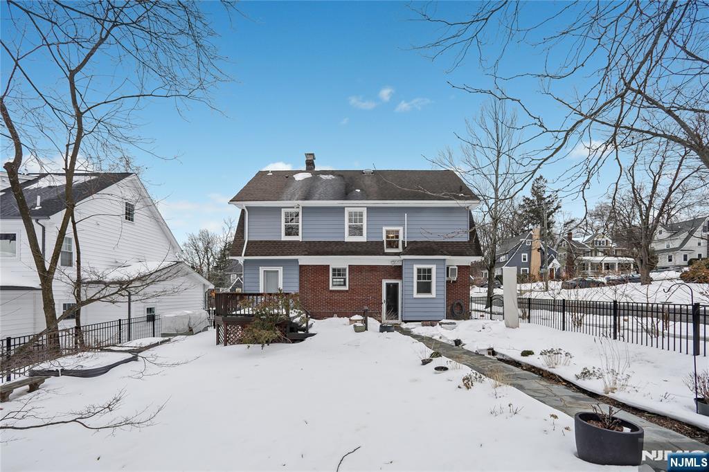 17 Collinwood Road Maplewood, NJ 07040 - Photo 29 of 37