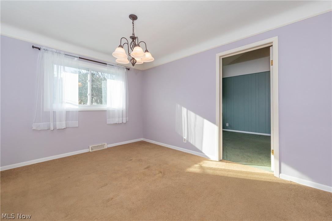 6476 Duval Road Cleveland, OH 44124 - Photo 10 of 35 Gallery Image 10