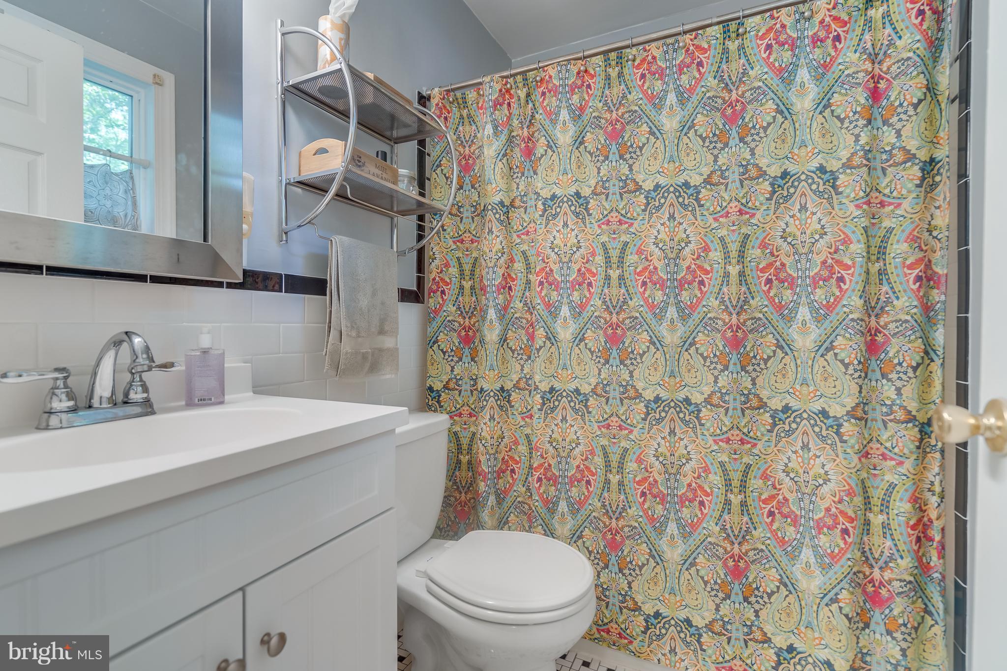 8626 Geren Road, Unit 155 Silver Spring, MD 20901 - Photo 18 of 25 Bath